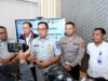 Jasa Raharja Serahkan Santunan kepada Dua Ahli Waris Korban KM Virgo Transport 8 di Jawa Barat